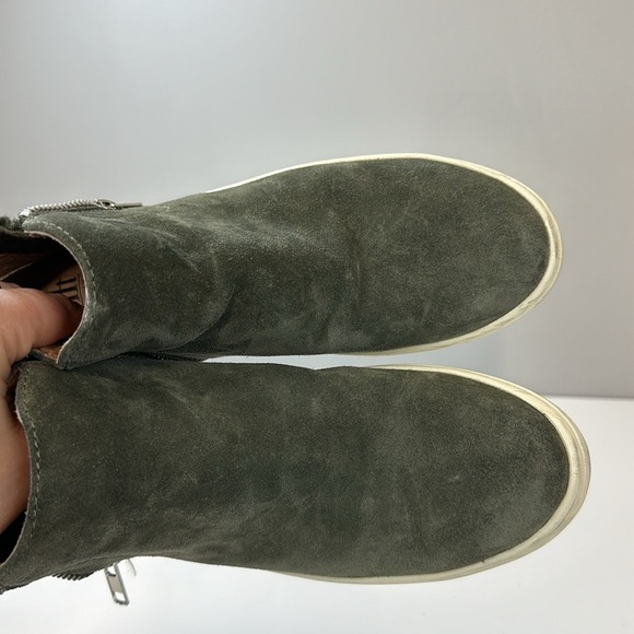 Sofft Britton Zip Waterproof Suede Hightop Sneaker Olive Green Size 7.5 Comfort - Picture 13 of 16